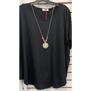 NEW YOLLY woven tee with necklace in black